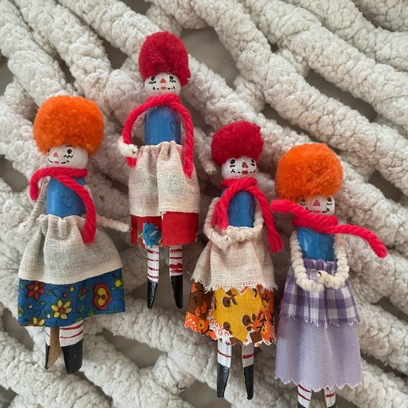 SET OF 4 VINTAGE HANDMADE CLOTHESPIN RAGEDY ANN DOLLS - Picture 1 of 6